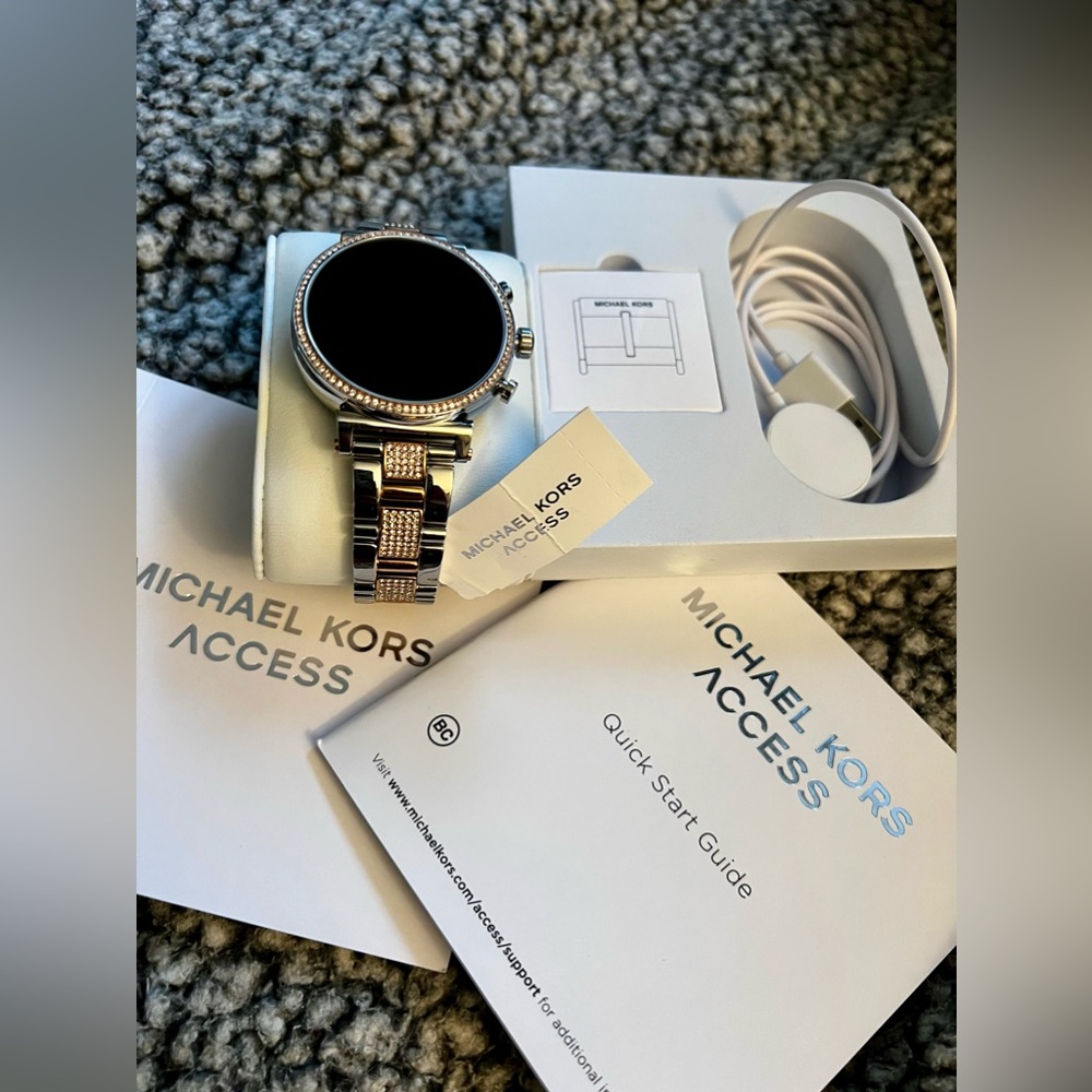 Michael Kors Access Sofie Gen 4 Smartwatch